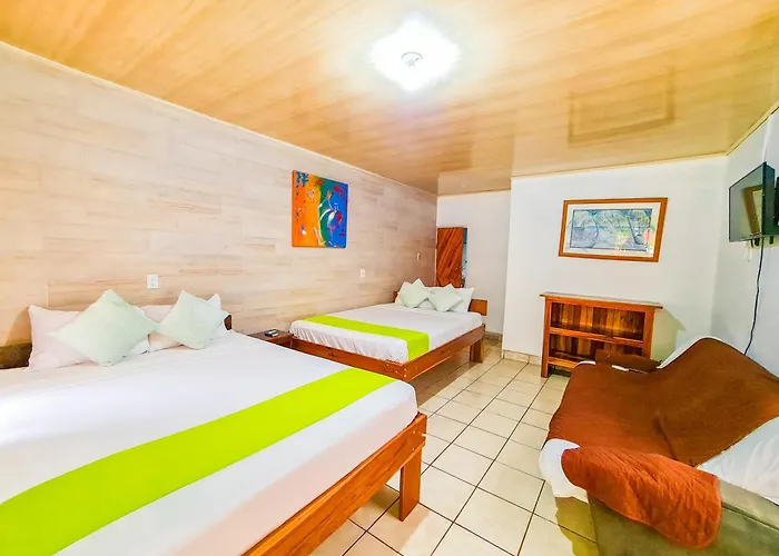 Cabinas Alegre Hotel